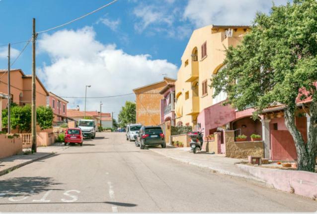 Appartamento Borgo La Vigna Trinità dʼAgultu Exteriör bild