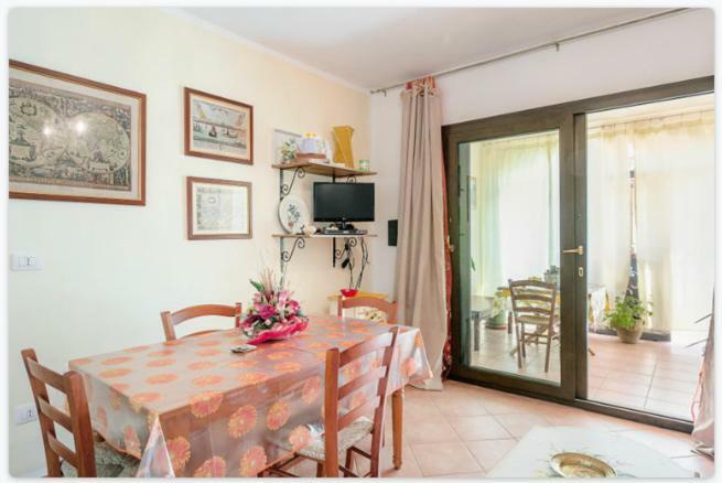 Appartamento Borgo La Vigna Trinità dʼAgultu Exteriör bild